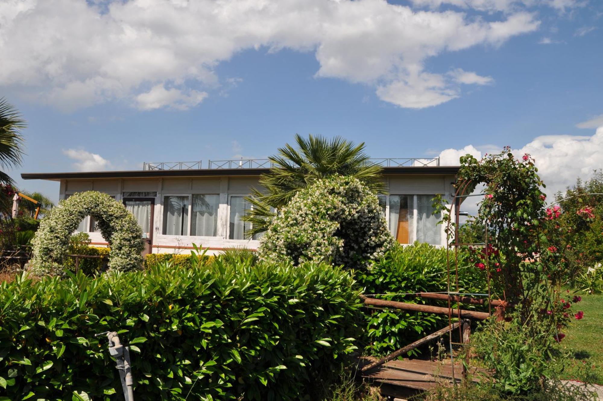 Agriturismo Borgo Baldassarre Villa Cellole Exterior foto